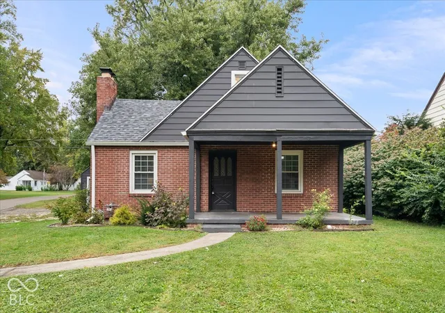 Photo 2 of Single family home for sale at 3312 W Godman Ave, Muncie, IN 47304 | MLS# 22129838 | Listing updated on 2026-10-06