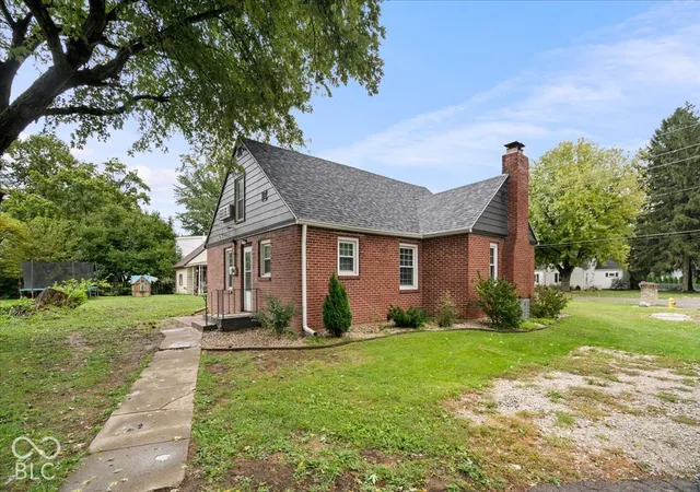 Photo 3 of Single family home for sale at 3312 W Godman Ave, Muncie, IN 47304 | MLS# 22129838 | Listing updated on 2026-10-06