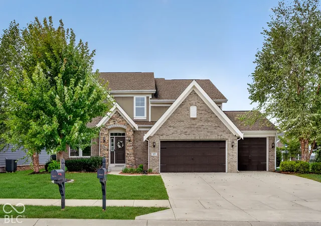 Photo 1 of Single family home for sale at 3659 Snowdon Dr, Westfield, IN 46074 | MLS# 22129849 | Listing updated on 2026-10-07