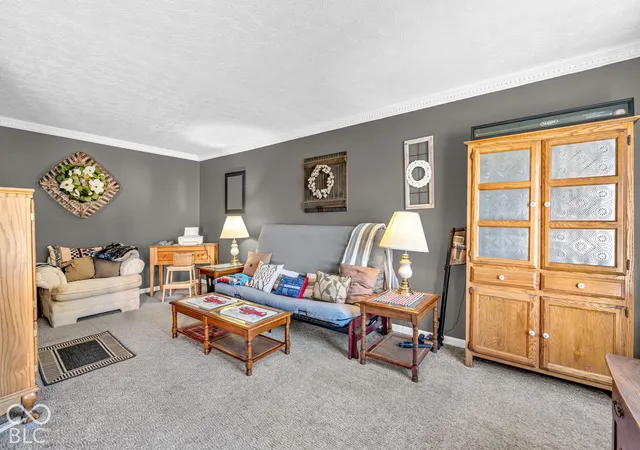 Photo 4 of Single family home for sale at 631 Middleham Cir, Beech Grove, IN 46107 | MLS# 22129860 | Listing updated on 2026-10-09