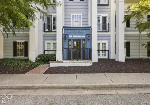 Photo 3 of Condo for sale at 2121 Grenville St #3A, Carmel, IN 46032 | MLS# 22129866 | Listing updated on 2026-10-06