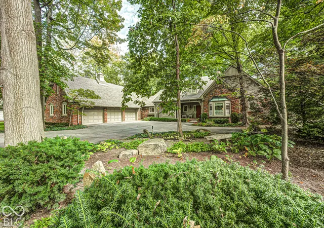 Photo 2 of Single family home for sale at 507 Cornwall Ct, Carmel, IN 46032 | MLS# 22129875 | Listing updated on 2026-10-22