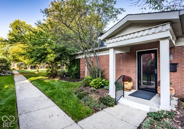 Photo 1 of Condo for sale at 7346 King George Dr, Indianapolis, IN 46260 | MLS# 22129885 | Listing updated on 2026-10-08