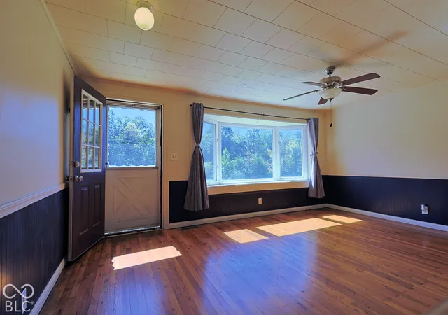 Photo 3 of Single family home for sale at 10230 E State Rd 46, Columbus, IN 47203 | MLS# 22129893 | Listing updated on 2026-10-06