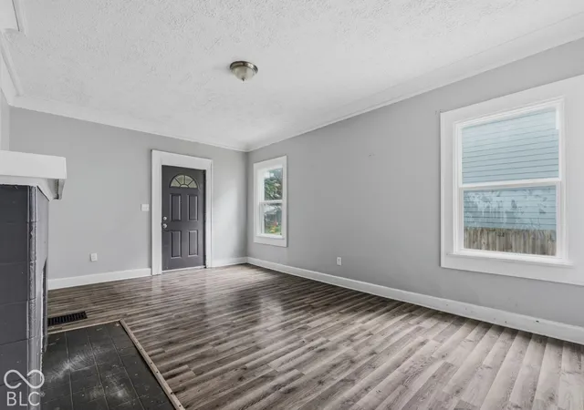 Photo 3 of House for sale at 3326 N Park Ave, Indianapolis, IN 46205 | MLS# 22129902 | Listing updated on 2026-10-06
