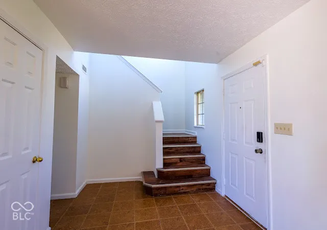 Photo 3 of Single family home for sale at 5140 Grand Tetons Dr, Indianapolis, IN 46237 | MLS# 22129908 | Listing updated on 2026-10-10