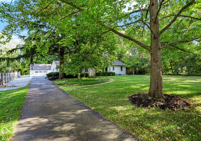 Photo 2 of Single family home for sale at 4758 E 64th Street, Indianapolis, IN 46220 | MLS# 22129918 | Listing updated on 2026-10-08
