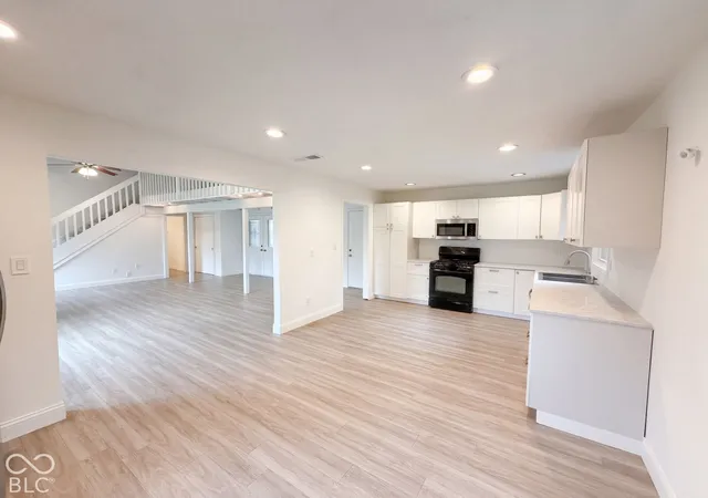 Photo 2 of Single family home for sale at 3339 W Sunset Dr N, Greenfield, IN 46140 | MLS# 22129920 | Listing updated on 2026-10-05