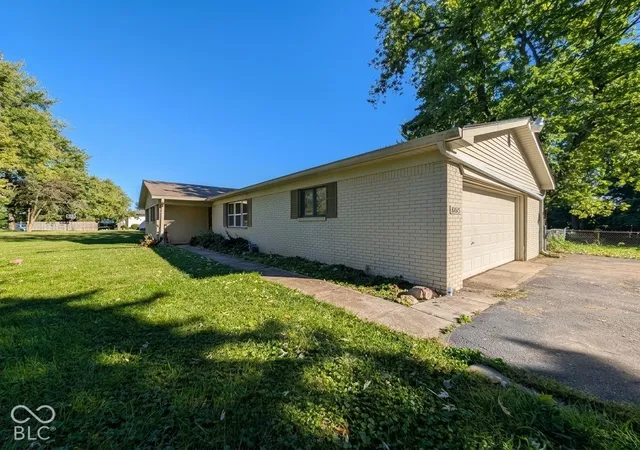 Photo 2 of Single family home for sale at 8645 Maze Rd, Indianapolis, IN 46259 | MLS# 22129928 | Listing updated on 2026-10-06