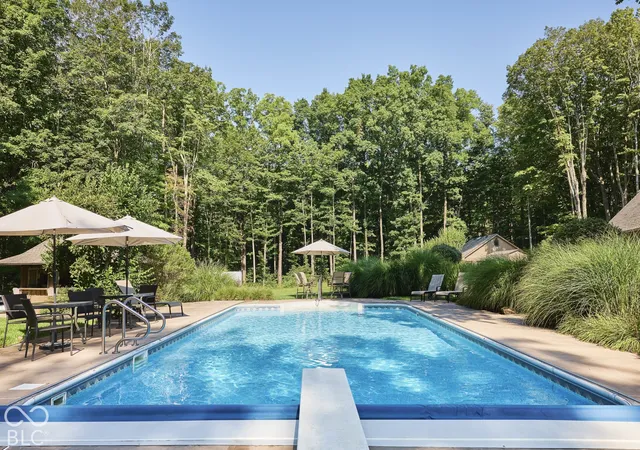 Photo 2 of Single family home for sale at 11875 E 500 South, Zionsville, IN 46077 | MLS# 22129938 | Listing updated on 2026-10-08