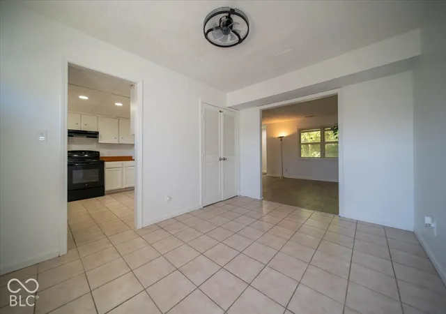 Photo 3 of Condo for sale at 6442 Commons Dr, Indianapolis, IN 46254 | MLS# 22129941 | Listing updated on 2026-10-09