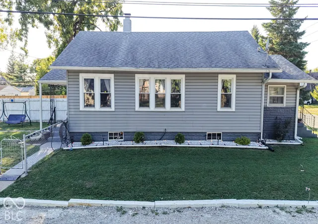 Photo 3 of Single family home for sale at 1549 E Legrande Ave, Indianapolis, IN 46203 | MLS# 22129942 | Listing updated on 2026-10-10