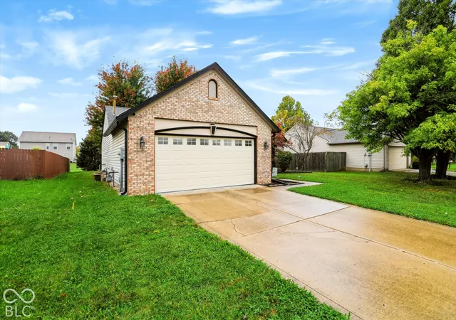 Photo 1 of Single family home for sale at 1482 Evergreen Dr, Greenfield, IN 46140 | MLS# 22129957 | Listing updated on 2026-10-29