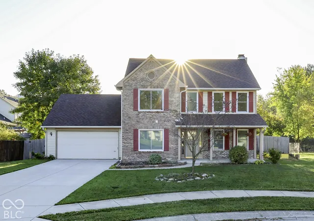 Photo 4 of Single family home for sale at 5845 Iron Oaks Ct, Indianapolis, IN 46237 | MLS# 22129960 | Listing updated on 2026-10-09
