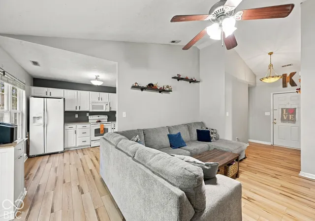 Photo 4 of Single family home for sale at 5814 Emmert Way, Indianapolis, IN 46221 | MLS# 22129978 | Listing updated on 2026-10-07