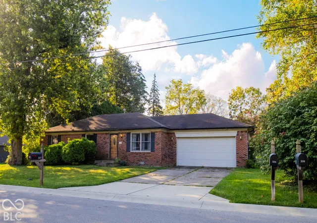 Single family home for sale at 307 E North St, Westfield, IN 46074 | MLS# 22129980