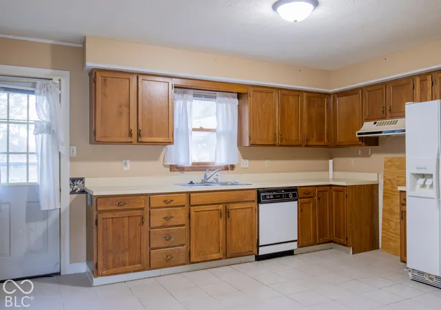 Photo 3 of Single family home for sale at 307 E North St, Westfield, IN 46074 | MLS# 22129980 | Listing updated on 2026-10-07