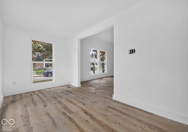 Photo 3 of Single family home for sale at 701 Carlyle Pl, Indianapolis, IN 46201 | MLS# 22129983 | Listing updated on 2026-10-06