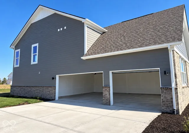 Photo 2 of Single family home for sale at 5644 Cupola Ln, Mc Cordsville, IN 46055 | MLS# 22129996 | Listing updated on 2026-10-27