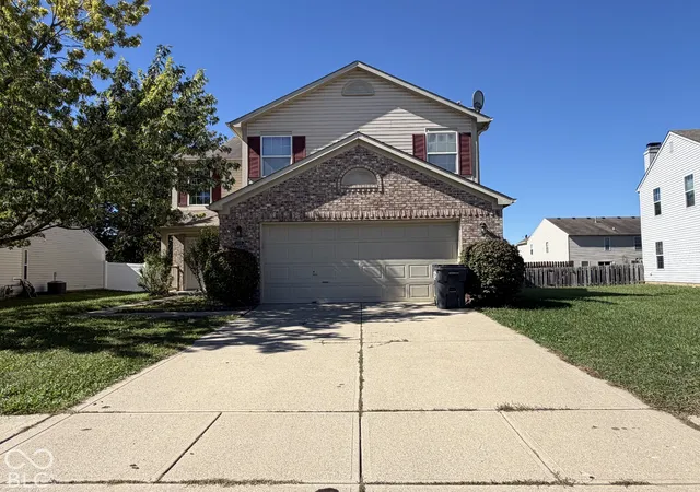 Photo 1 of Single family home for sale at 1946 Central Park Blvd W, Greenwood, IN 46143 | MLS# 22129997 | Listing updated on 2026-10-06