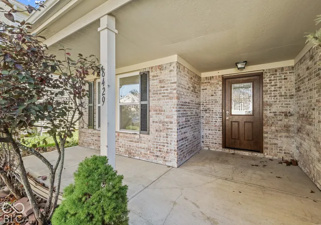 Photo 1 of Single family home for sale at 8429 Wanda Lake Dr, Camby, IN 46113 | MLS# 22130003 | Listing updated on 2026-10-22