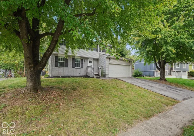 Photo 2 of Single family home for sale at 326 Greenlee Dr, Indianapolis, IN 46234 | MLS# 22130028 | Listing updated on 2026-10-06