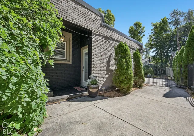 Photo 2 of Single family home for sale at 3641 Watson Rd, Indianapolis, IN 46205 | MLS# 22130029 | Listing updated on 2026-10-08