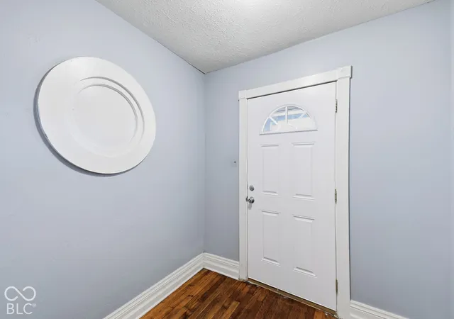 Photo 3 of Sale Pending at 1206 Linden St, Indianapolis, IN 46203 | MLS# 22130045 | Listing updated on 2026-10-23