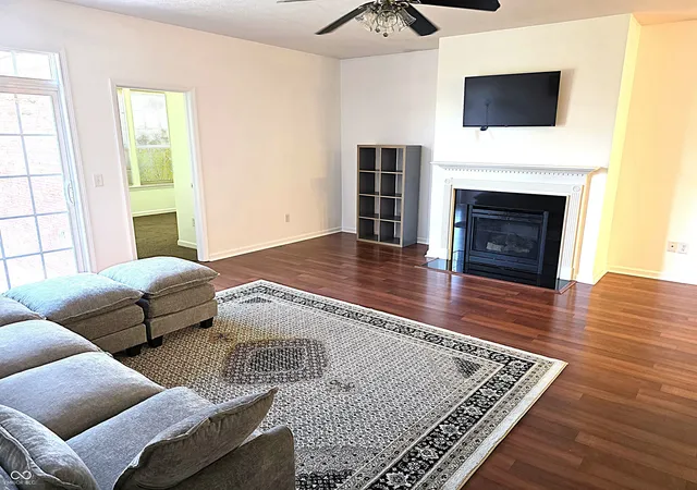 Photo 4 of Single family home for sale at 3545 Cardinal Way, Carmel, IN 46074 | MLS# 22130046 | Listing updated on 2026-10-07