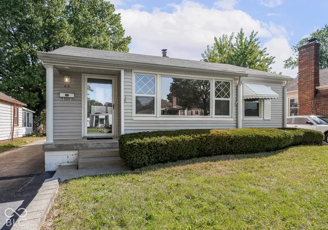 Photo 2 of Single family home for sale at 43 N Elizabeth St, Indianapolis, IN 46219 | MLS# 22130048 | Listing updated on 2026-10-09
