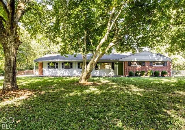 Photo 2 of Single family home for sale at 11802 Prairie Pl, Carmel, IN 46033 | MLS# 22130051 | Listing updated on 2026-10-08