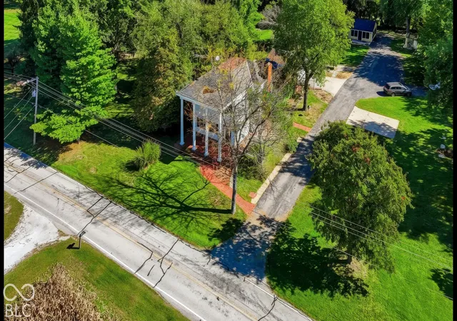 Photo 3 of Single family home for sale at 1573 S 475 West, Columbus, IN 47201 | MLS# 22130058 | Listing updated on 2026-10-07