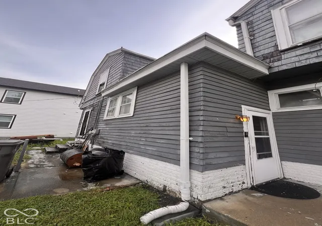 Photo 1 of Single family home for sale at 3369 Broadway St, Indianapolis, IN 46205 | MLS# 22130074 | Listing updated on 2026-10-06