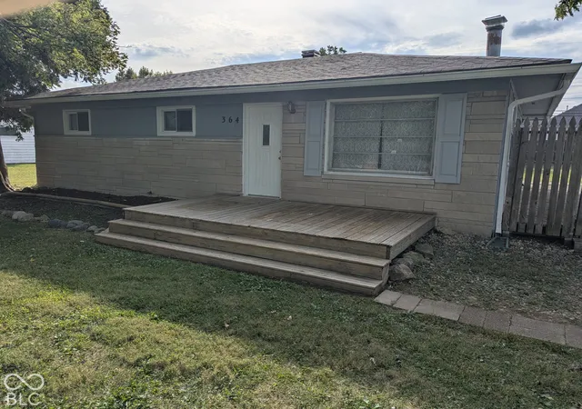 Photo 1 of Single family home for sale at 364 Robbins Dr, Greenwood, IN 46142 | MLS# 22130078 | Listing updated on 2026-10-29