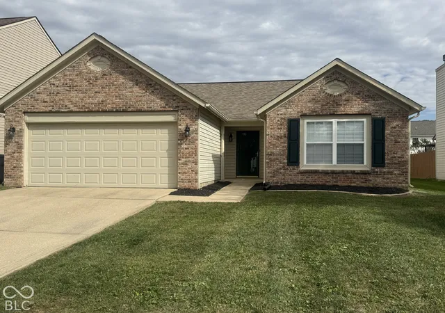 Photo 1 of Single family home for sale at 2329 Bremhaven Ct, Indianapolis, IN 46229 | MLS# 22130088 | Listing updated on 2026-10-10