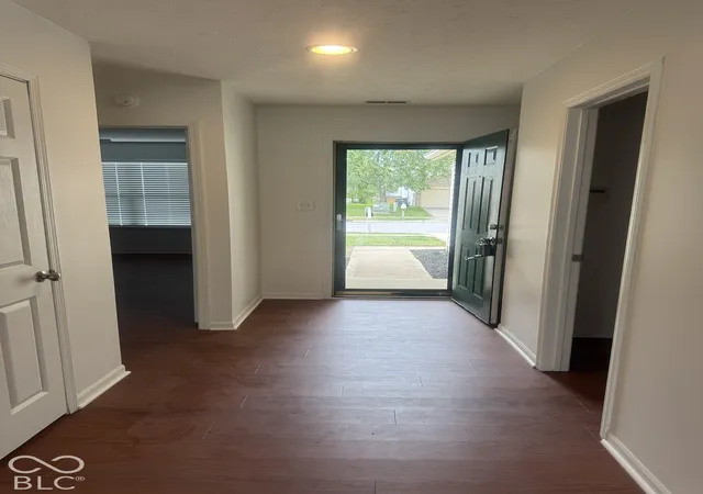Photo 2 of Single family home for sale at 2329 Bremhaven Ct, Indianapolis, IN 46229 | MLS# 22130088 | Listing updated on 2026-10-10