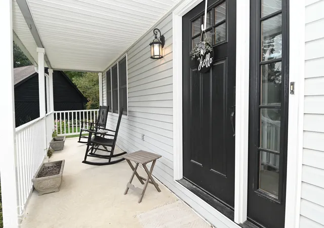 Photo 2 of Single family home for sale at 454 E County Rd 550 S, Cloverdale, IN 46120 | MLS# 22130089 | Listing updated on 2026-10-09