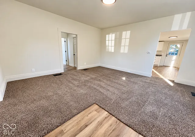 Photo 3 of Sale Pending at 212 Parke Ave, Crawfordsville, IN 47933 | MLS# 22130094 | Listing updated on 2026-10-08