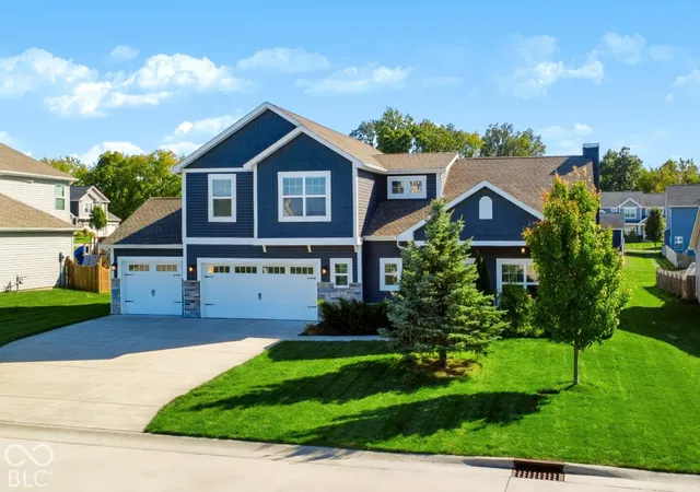 Photo 2 of Single family home for sale at 1065 Chesapeake Cvs Dr, Lafayette, IN 47909 | MLS# 22130112 | Listing updated on 2026-10-10