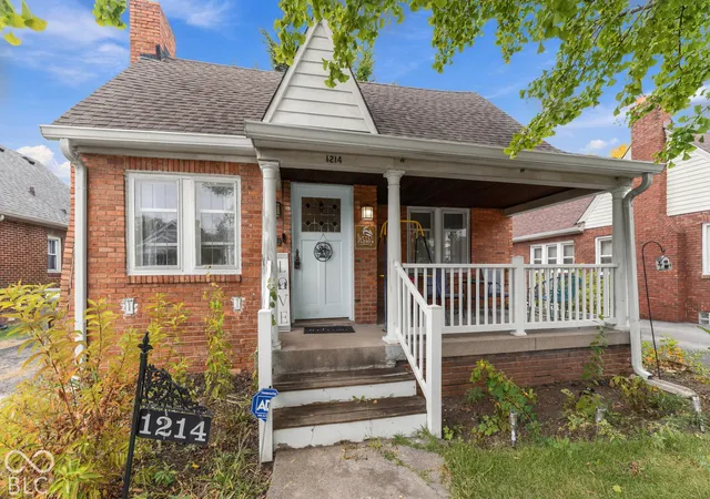 Photo 1 of Single family home for sale at 1214 Shannon Ave, Indianapolis, IN 46201 | MLS# 22130115 | Listing updated on 2026-10-23