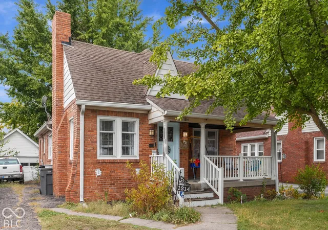 Photo 2 of Single family home for sale at 1214 Shannon Ave, Indianapolis, IN 46201 | MLS# 22130115 | Listing updated on 2026-10-23