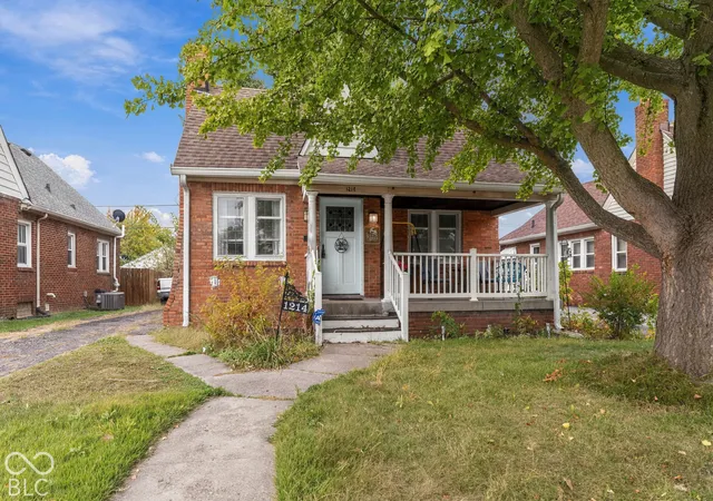 Photo 3 of Single family home for sale at 1214 Shannon Ave, Indianapolis, IN 46201 | MLS# 22130115 | Listing updated on 2026-10-23