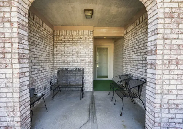 Photo 3 of Single family home for sale at 10915 Players Dr, Indianapolis, IN 46229 | MLS# 22130135 | Listing updated on 2026-10-07