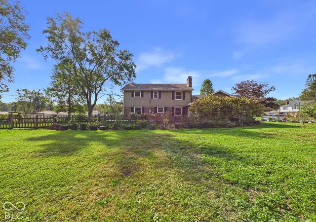 Photo 4 of Single family home for sale at 1808 Westwood, Anderson, IN 46011 | MLS# 22130142 | Listing updated on 2026-10-07