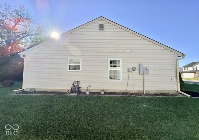 Photo 3 of Single family home for sale at 1919 Abbey Ln, Danville, IN 46122 | MLS# 22130144 | Listing updated on 2026-10-08