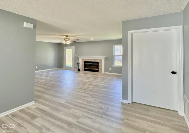 Photo 3 of Single family home for sale at 6119 Rocky River, Indianapolis, IN 46221 | MLS# 22130148 | Listing updated on 2026-10-10