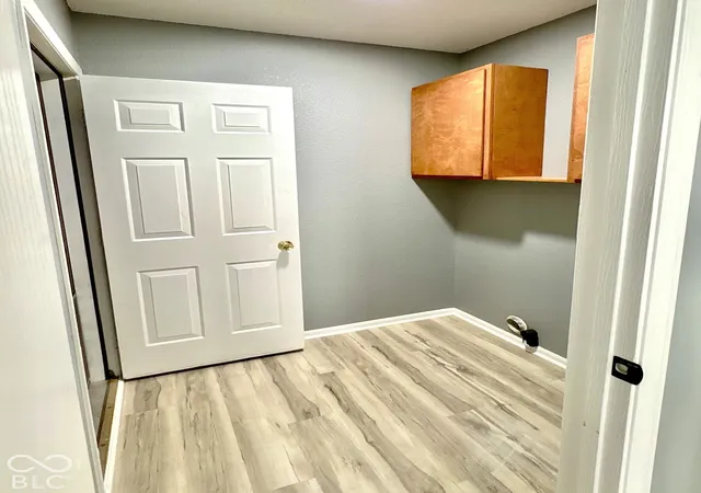 Photo 3 of Single family home for sale at 6119 Rocky River, Indianapolis, IN 46221 | MLS# 22130148 | Listing updated on 2026-10-10