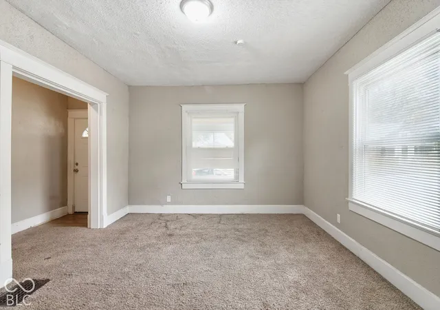 Photo 2 of Single family home for sale at 3663 Graceland Ave, Indianapolis, IN 46208 | MLS# 22130149 | Listing updated on 2026-10-14