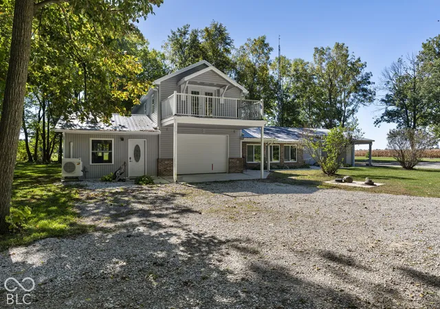 Photo 4 of Single family home for sale at 3219 N 1100 West, Kempton, IN 46049 | MLS# 22130154 | Listing updated on 2026-10-07