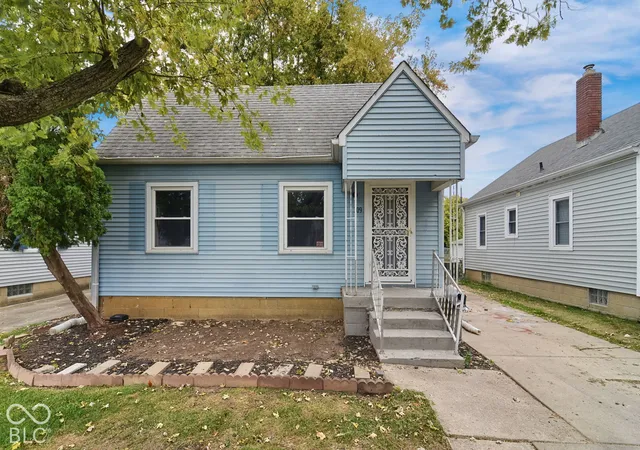 Single family home for sale at 309 N 16th Avenue, Beech Grove, IN 46107 | MLS# 22130158